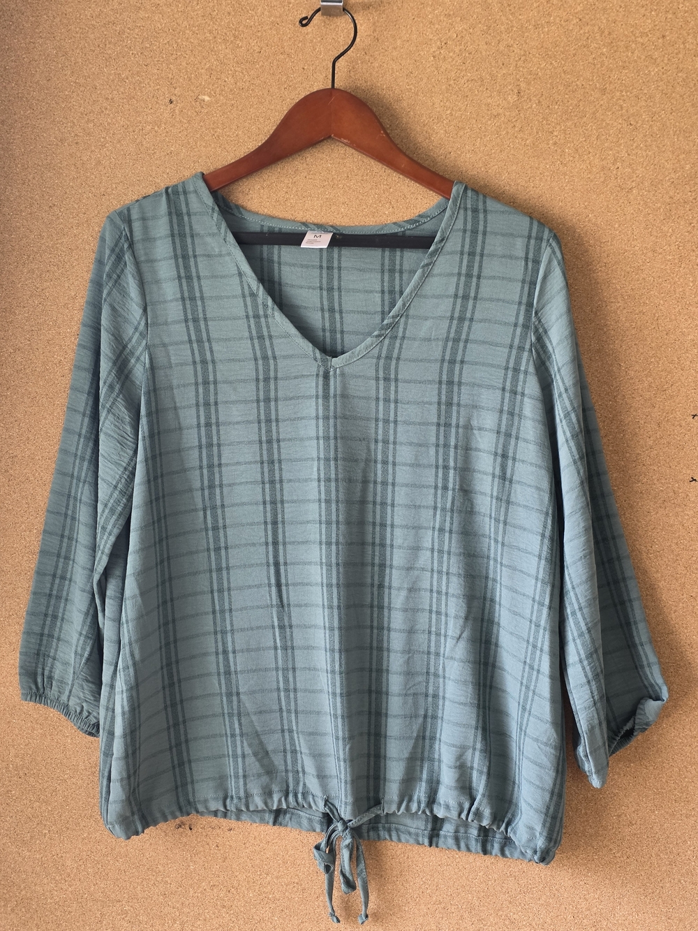 JUST be… Green Plaid Drawstring Hem Blouse Top Medium V-Neck